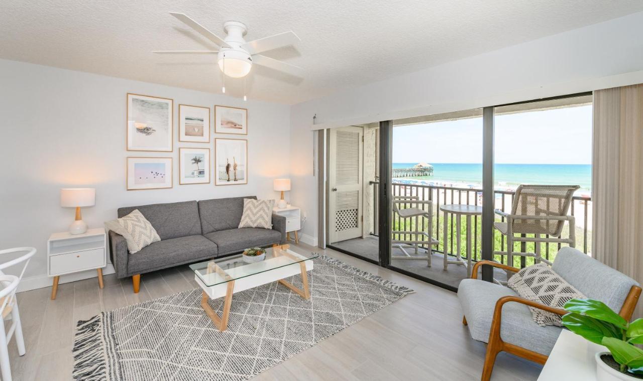 Chateau By The Sea Cocoa Beach Buitenkant foto