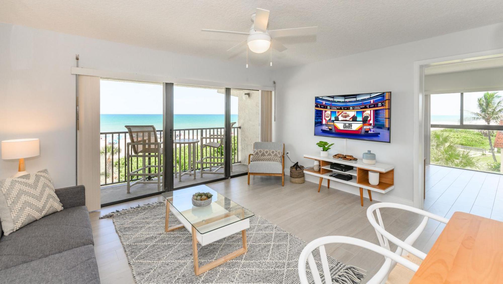 Chateau By The Sea Cocoa Beach Buitenkant foto